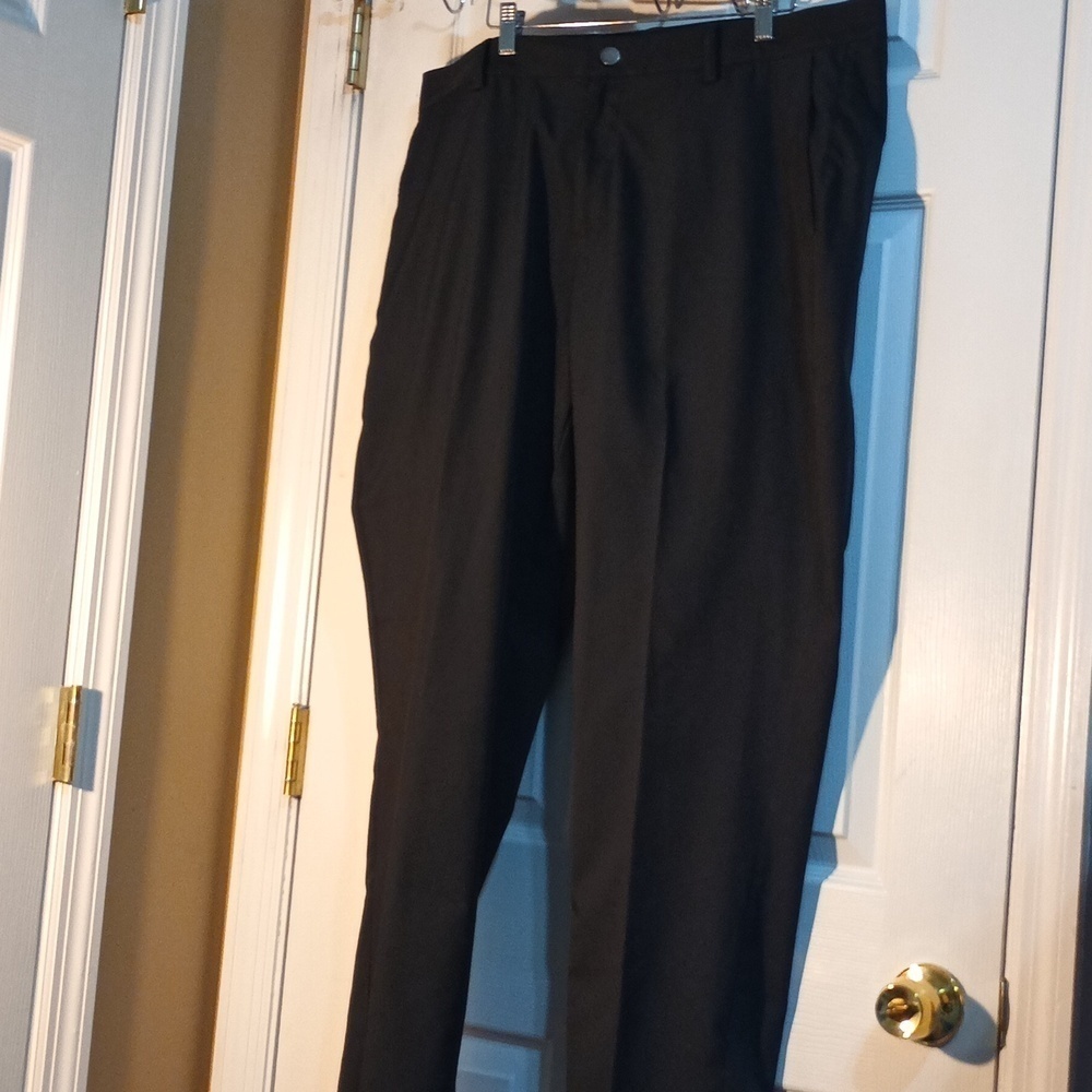 PUMA Essential Pounce Tech Golf Pant Black 40/32 Performance Fit Dry Cell